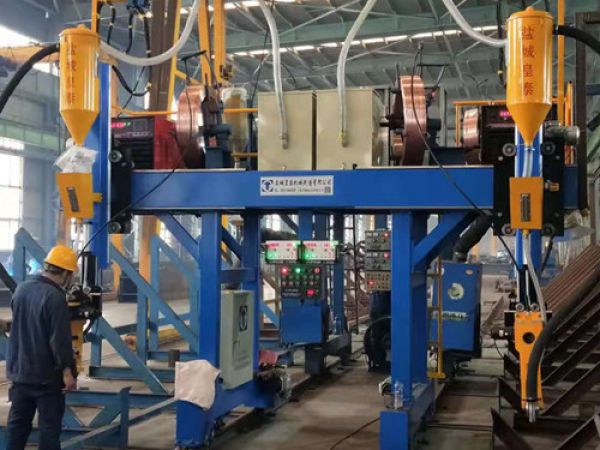 雙懸臂埋弧焊機(jī)