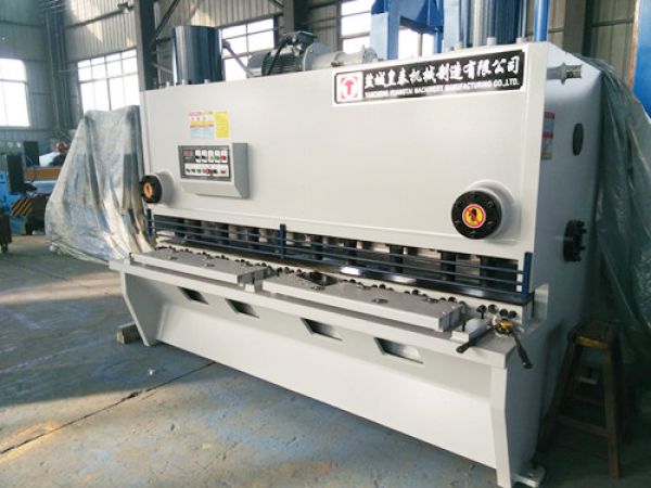 QC11Y-20×2500液壓閘式剪板機(jī)（剪板機(jī)技術(shù)參數(shù)）